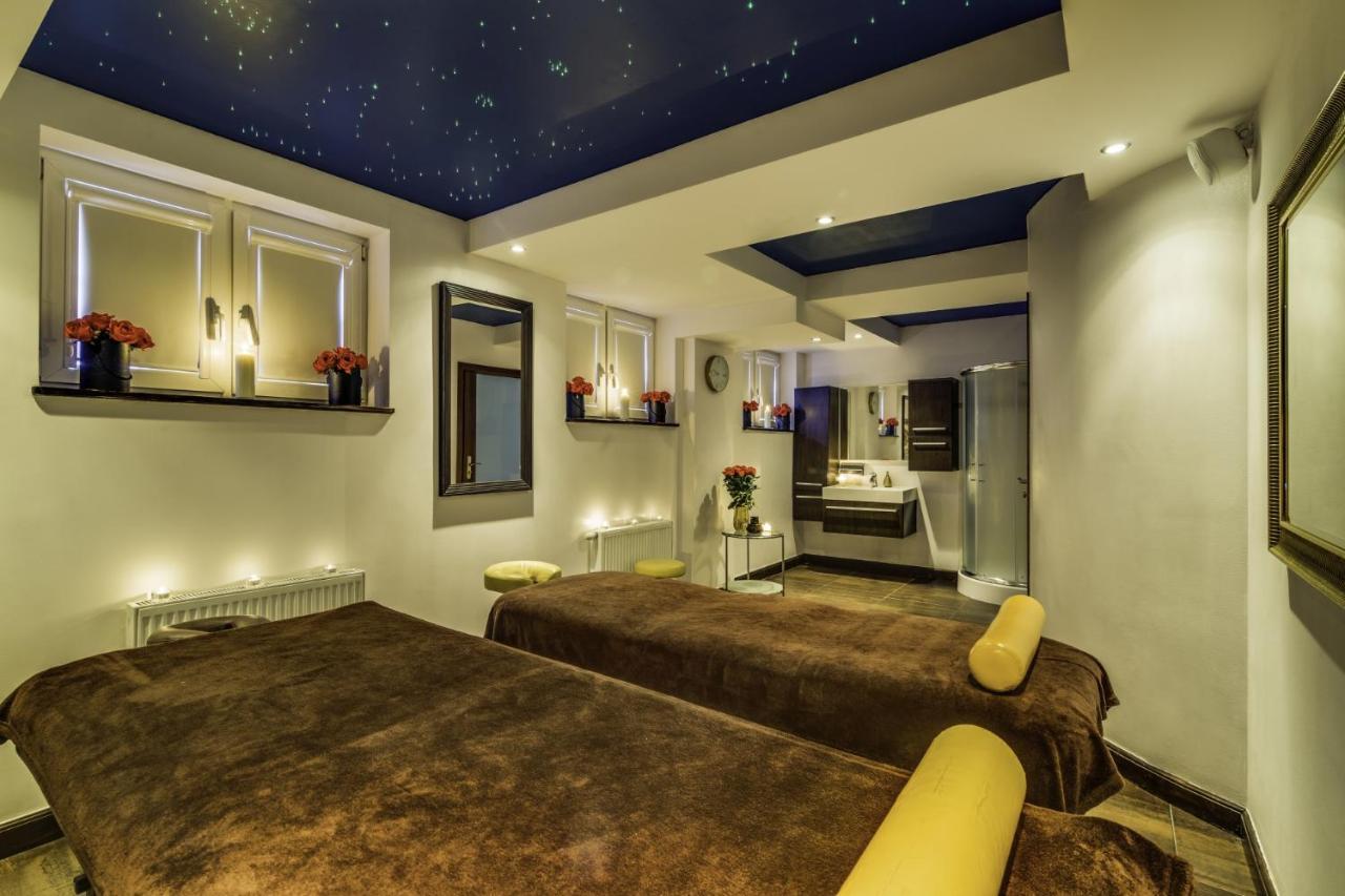 Hotel Lubicz อุสตกา ภายนอก รูปภาพ