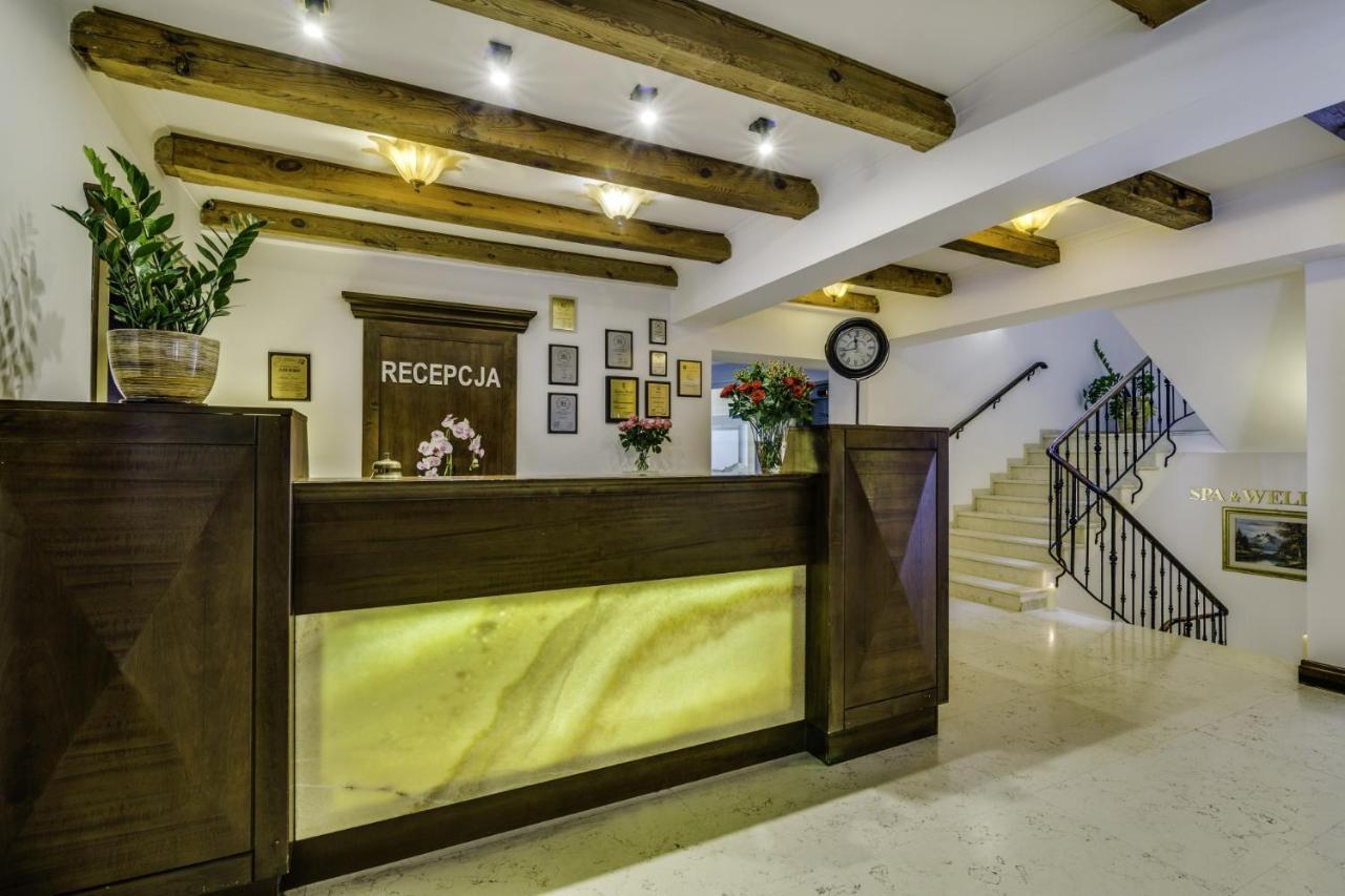 Hotel Lubicz อุสตกา ภายนอก รูปภาพ