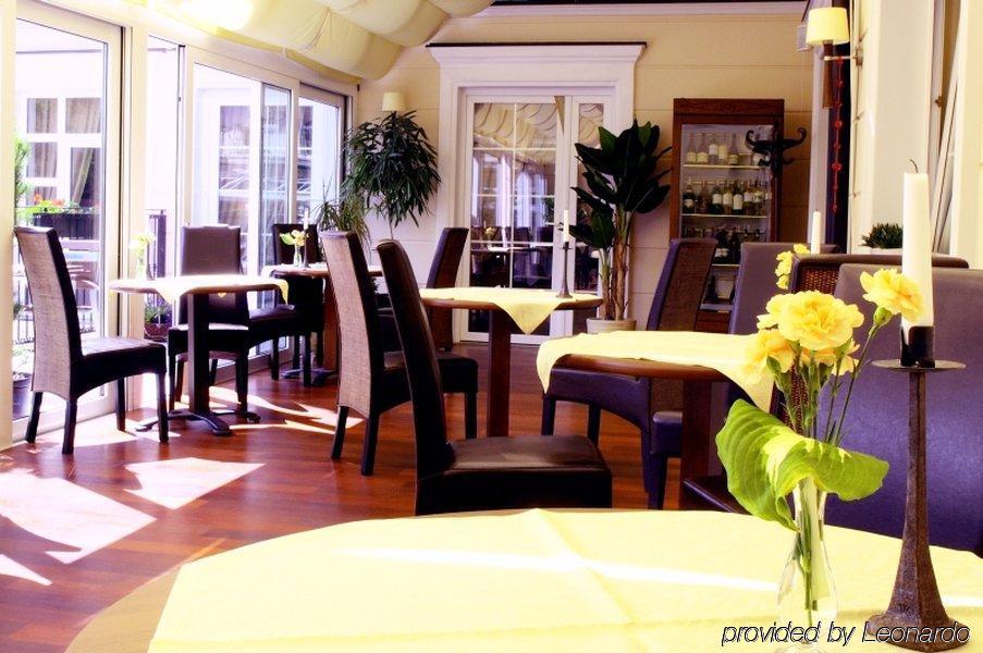 Hotel Lubicz อุสตกา ร้านอาหาร รูปภาพ