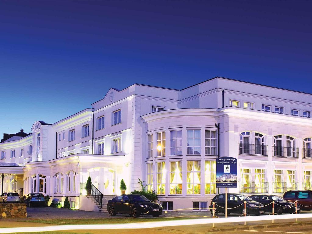 Hotel Lubicz อุสตกา ภายนอก รูปภาพ
